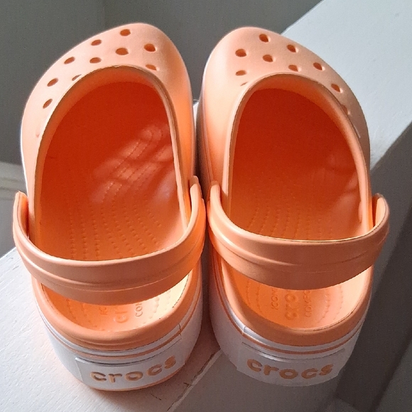 CROCS Orange Platform Sandals - Picture 2 of 3
